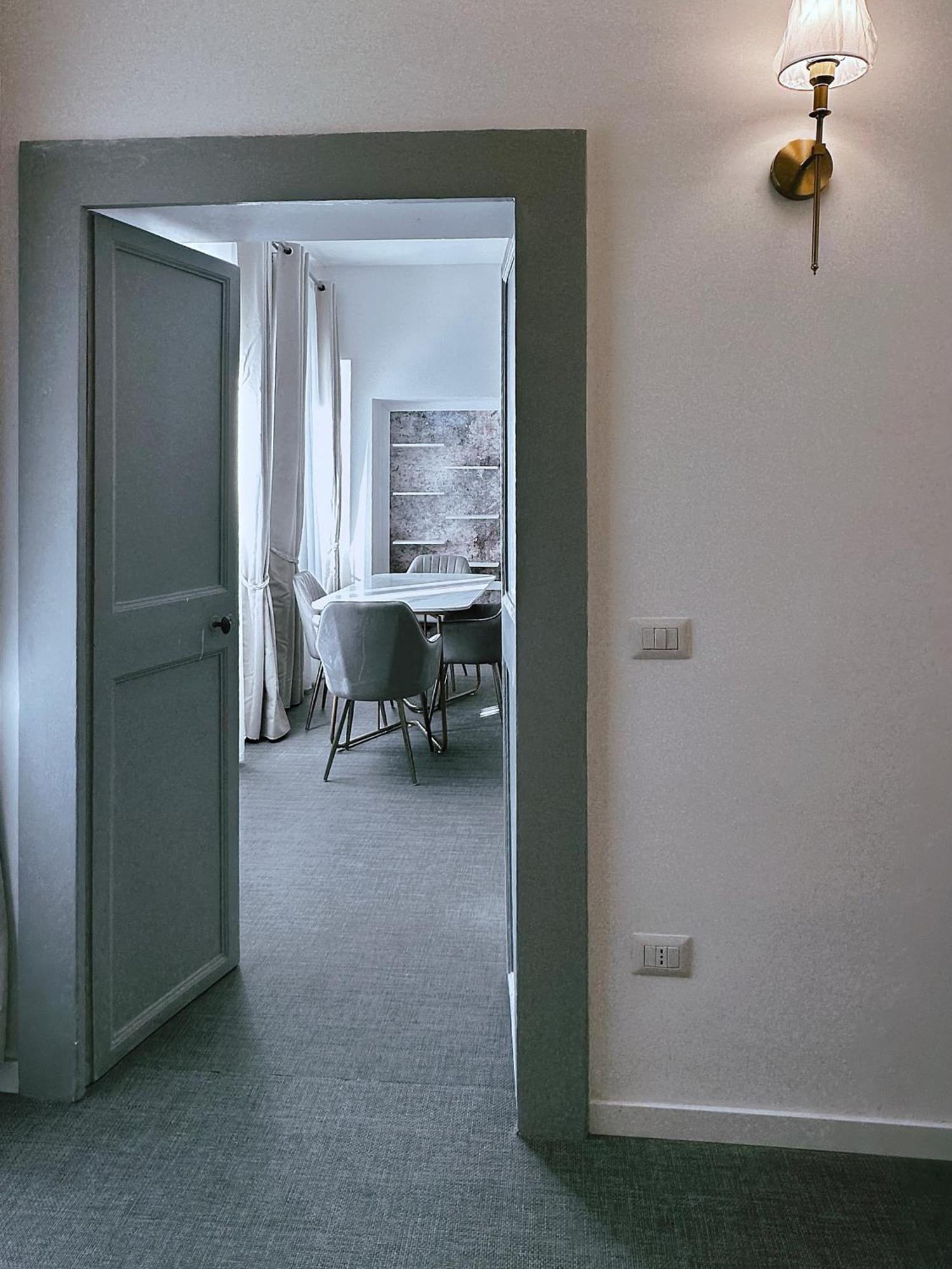 Colosseo Penthouse Apartment *